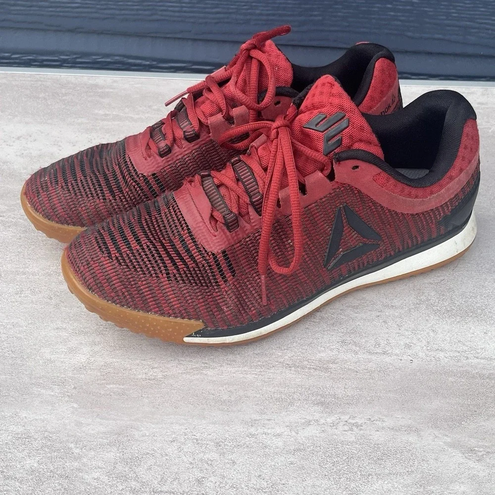 Reebok JJ‎ Watt 2 Low Mens 10 Red Black Low Top Lace Up Sneakers Trainers